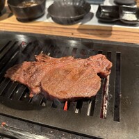 黒毛和牛ヘレ肉専門店 炭火焼肉 りきちゃん 北浜店 - 