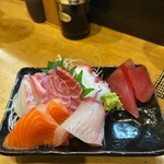 お魚食堂 一心 - お刺身。新鮮で貴重な部位まで楽しめました。