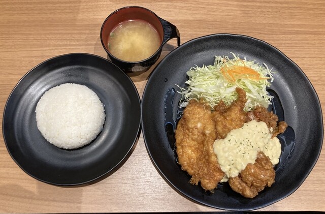 チキン南蛮 こんぺい亭 イオンモール八幡東店 - スペースワールド/鳥