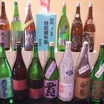 刺身居酒屋わいわい亭 - 毎月変わる旬の地酒たち