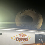 Randy's Donuts - 
