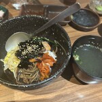 神戸牛焼肉 石田屋。Hanareの上 - 