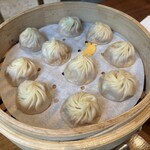 鼎泰豊 - 蟹味噌入小籠包