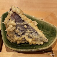 炭火割烹 庵 - あわび茸と堀川牛蒡の天ぷら