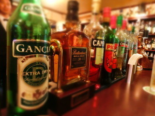 静かに飲める大阪 ミナミのｂａｒ オトナの店１０選 食べログまとめ