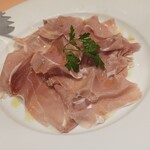 マンマ パスタ - スペイン産生ハム ハモンセラーノ