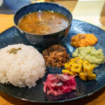 MAGALIE - MAGALIE PLATE