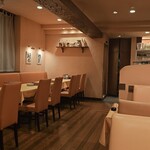 マンマ パスタ - 店内