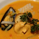 Club Med Phuket - パンに乗ってるクリームだけで白ワイン進むヤツ。