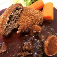 レストラン香味屋 - メンチカツ断面