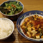 ソウルからナポリまで。 - 麻婆豆腐 痺辛ハラスメント