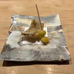 鮨 一二郎 - カリッと揚がった天ぷらは大好きな太刀魚と銀杏。