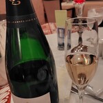 シェ大見山 - シャンパーニュ ジョアネス・リオテ ブリュット レゼルバ