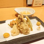 心づくし　いなせ - 【接待・誕生日・デートコース】旬の一品：天ぷら盛り合わせ