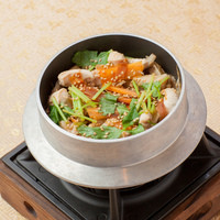 大山鶏カルビと牛蒡の釜飯