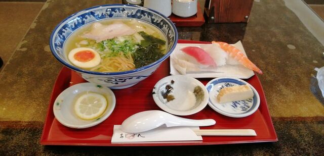 あじせん 楓亭 - 二本松市その他（親子丼）の写真