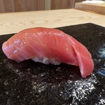 鮨 十兵衛 - 本鮪　中トロ