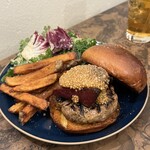 Chillmatic Hamburger & Bistro - 