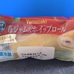 ヨークベニマル - 私と相方でシェアした「苺ジャム&ホイップロール」♫