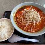 くるまやラーメン - 料理写真:辛味噌ラーメン