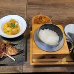 土佐わら焼き 龍神丸 - 本日の焼き魚定食　（税込 1,628円
      
      ）