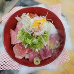 みなと市場 小松鮪専門店 - ◆「海鮮山鉾丼」