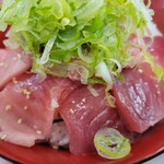みなと市場 小松鮪専門店 - ◆「海鮮山鉾丼」