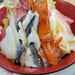 みなと市場 小松鮪専門店 - ◆「海鮮山鉾丼」