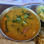 アーンドラ・ダイニング - スピナッチ・レンテルカリー