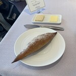 ラ メゾン ドゥ グラシアニ - バケットも焼きたて