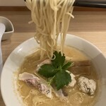 らぁ麺 麦造 - 中細ストレート麺