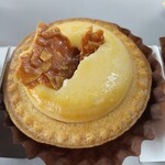 BAKE CHEESE TART 立川店 - メープルの味が引き立つメープルアーモンドの写真(^^)