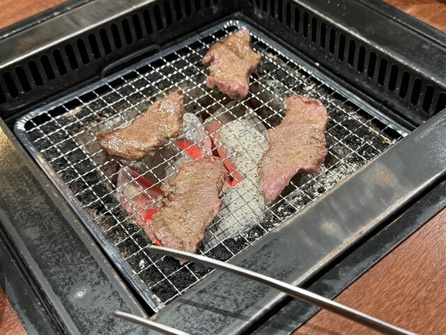 Yakiniku Itami Gakugeidaigaku Ten