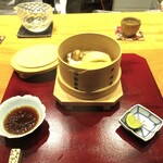 おおたに - 蒸物：太刀魚と松茸のせいろ蒸し。