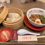京鼎樓小館 - 料理写真: