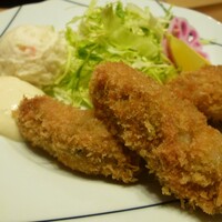 磯料理　まるけい - 牡蠣フライのアップ