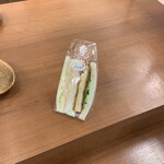 ファリーヌ - チーズチキンかつサンド340円