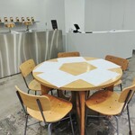 279178748 - 店内観