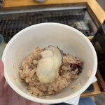 海鮮問屋 城 - タコ飯　牡蠣のせ
