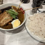 北海道スープカレー Suage 丸の内店 - 