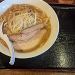 上田らあめん はち - 