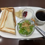 エビアン - 焼きたまごサンドセット@1020円