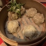 トラストアーチャー テンシン - 料理写真:点心2種盛りー。小籠包と焼売とタスマニアしゅうまい
