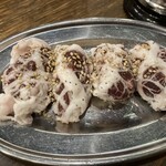 大衆ホルモン肉力屋 - 大トロレバー490円
