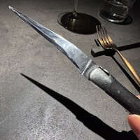 GapricE - 次回は春訪問の予定ですが、その頃には新調されてるかも知れません。限界まで大切に研がれたステーキナイフ。素敵です。