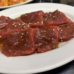 ホルモン牛若 - ロース1人前