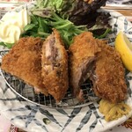 さかな道楽 - マグロ頬肉のフライ