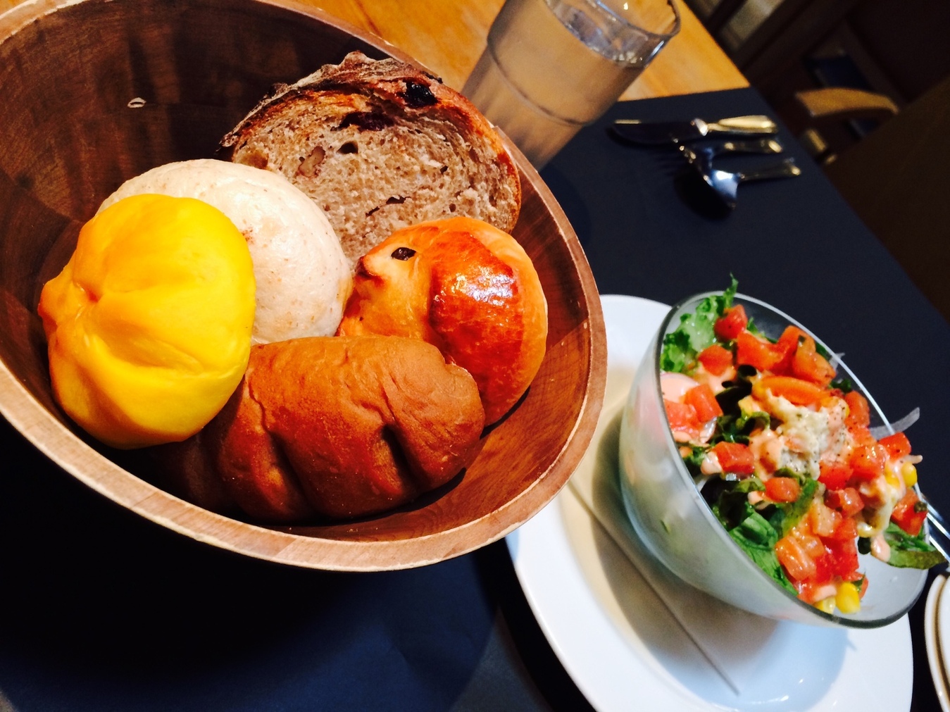 写真 閉店 セントラル デリグリル Central Deli Grill ハーバーランド パン 食べログ