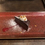 オッジ ダルマット - 