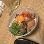 圍爐裏與地酒 大和乃山賊